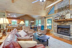 Hot Tub, Decks and Creek Access McCaysville Cabin!