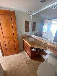 4BR Beach Front Chac-Hal-Al