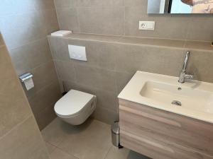 La Casita, Luxe Chalet Aan Het Water met Airco