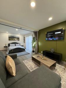 DOWNTOWN Dallas COZY ABODE 5 Min from Love Field 1BD