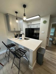 DT Dallas l Chic Cityscape l 1Bed Abode