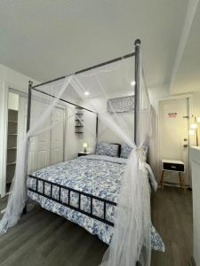 DT Dallas 2BD COZY ABODE 5 Min from Love Field