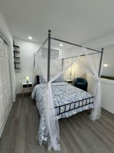 DT Dallas 2BD COZY ABODE 5 Min from Love Field