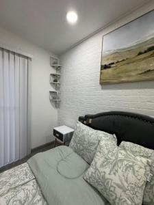 DOWNTOWN Dallas BOHO CITY GEM 5 Min from Love Field 1BD