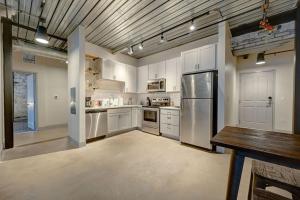 Spotless 1BD near Historic Pabst Brewery - Fiserv