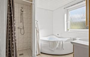 Cozy Home In Fjerritslev With Wifi