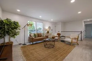 5BD - Game Room - Backyard & BBQ - 20 Mins to DEN - Eastlake