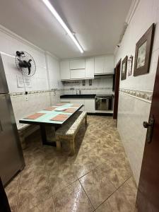 Apto Praia Grande - São Paulo - APTO FRENTE PRO MAR COM VISTA LATERAL PRAIA