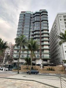 Apto Praia Grande - São Paulo - APTO FRENTE PRO MAR COM VISTA LATERAL PRAIA