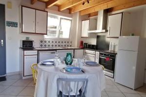 Maisons de vacances Les Roses Tremieres : photos des chambres