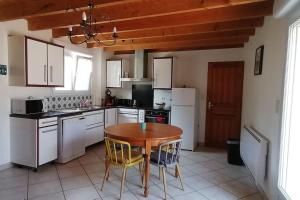 Maisons de vacances Les Roses Tremieres : photos des chambres