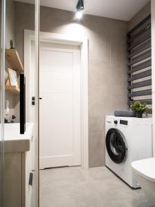 Grey Wall Apartment Kraków