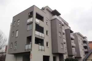 Apartment Home 4 You