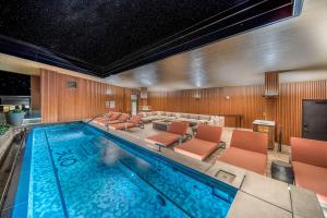 Electric Pass Lodge 604 by Snowmass Mountain Lodging