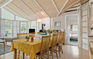 Beautiful Home In Ålbæk With Sauna