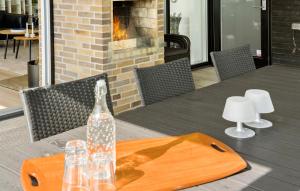 3 Bedroom Awesome Home In Juelsminde