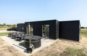 Cozy Home In Grenaa With Sauna - Gjerrild