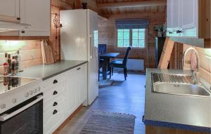 Lovely Home In Bjorli With Wifi