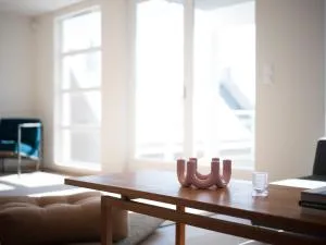 NY Urban leilighet med super utsikt - Røvær