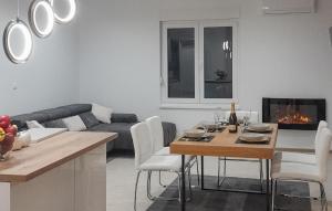 Lovely Home In Lovrin