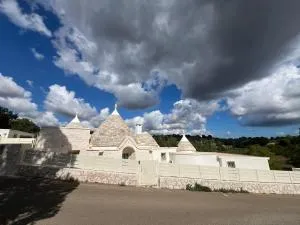 TRULLI Locorotondo - Coni di luce - Lamie di Olimpia