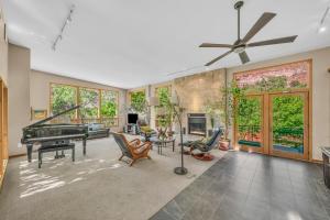 One-Bedroom House room in Flanigan`s Inn