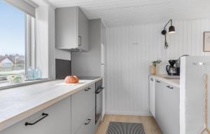 2 Bedroom Nice Home In Thisted