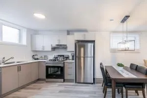 Lovely Cozy Getaway with Free Parking Included - Saint-Hubert