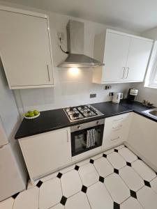Wembley, Cosy 2 Bed Apa, Next to the park