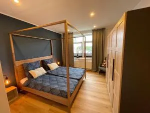 Moderne Wohnung - renoviert 2024 - Хан