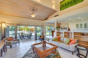 Ocean-View Oasis with Pool in Kailua-Kona!