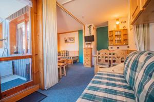 Résidence Bourgeon G - BOURGEON 09 MAE-6011