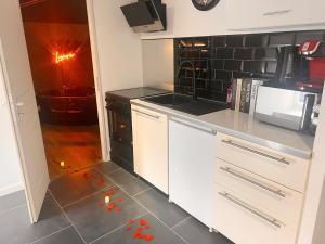 Appartements Love Room Luxure 50 Nuances : photos des chambres
