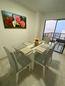 Apartamento Rodadero Los Laureles con Vista al mar y a la Bahía