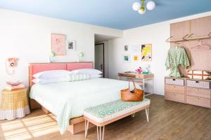 One-Bedroom King Suite  room in The Goodtime Hotel