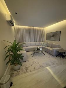 شقه 3فاخره ثلاث غرف نوم