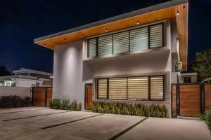 Emerald Haus 12Bd 6Bath Sleeps 26 People - Luis Llorens Torres