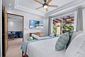 Gav5 New Modern Condo Walking Distance to Beach