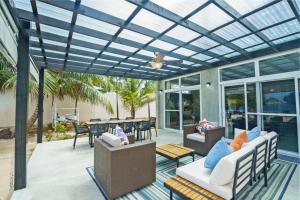 Oceanfront 3 Bedroom - Conmigo Villas South