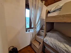 Gold King Apartment - Alágnion