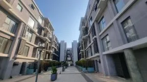 Riviera Residence Luxury by Cozy - Otele