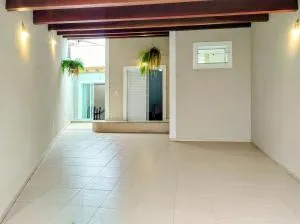 Casa no Centro de Joanópolis - Joanópolis