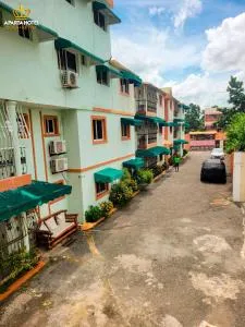 ApartaHotel Dona Reyna Alojamientos en Santo Domingo a 5 min de Aeropuerto Internacional Las Américas - Vertiente