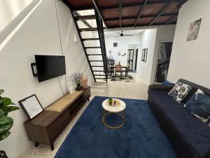 One Mama’s Guest House