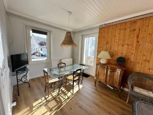 Appartements Charmant Duplex 55m² - Coeur de Villard-de-Lans, 5 pers, Terrasse, Proche Commerces et Loisirs - FR-1-515-208 : photos des chambres
