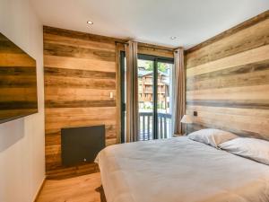 T3 rénové au centre, parking, casier à skis, 4-6 pers - FR-1-685-81