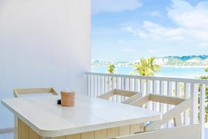 Beachfront Luxury Apartment 32