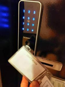 Almas suites Hister NETFLIX 100mbps By STAY