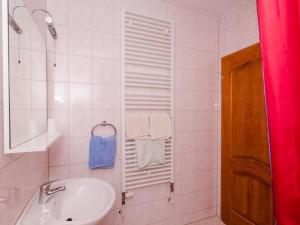 Apartments Plavac Mali- Superior One Bedroom Apartment with Terrace and Sea View