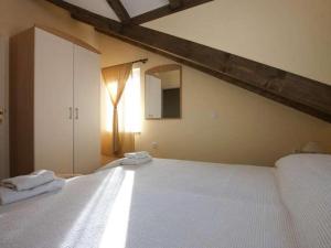 Apartment Magic - One Bedroom Apartment with Sea View